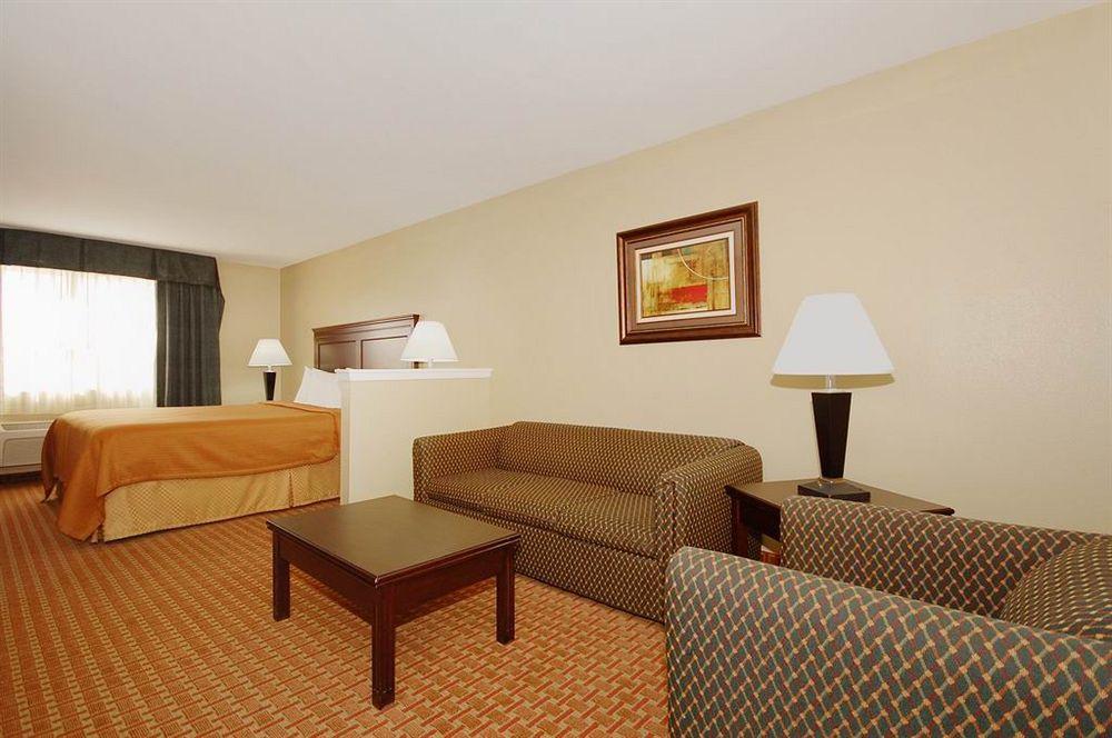Best Western Temple Inn & Suites Стая снимка