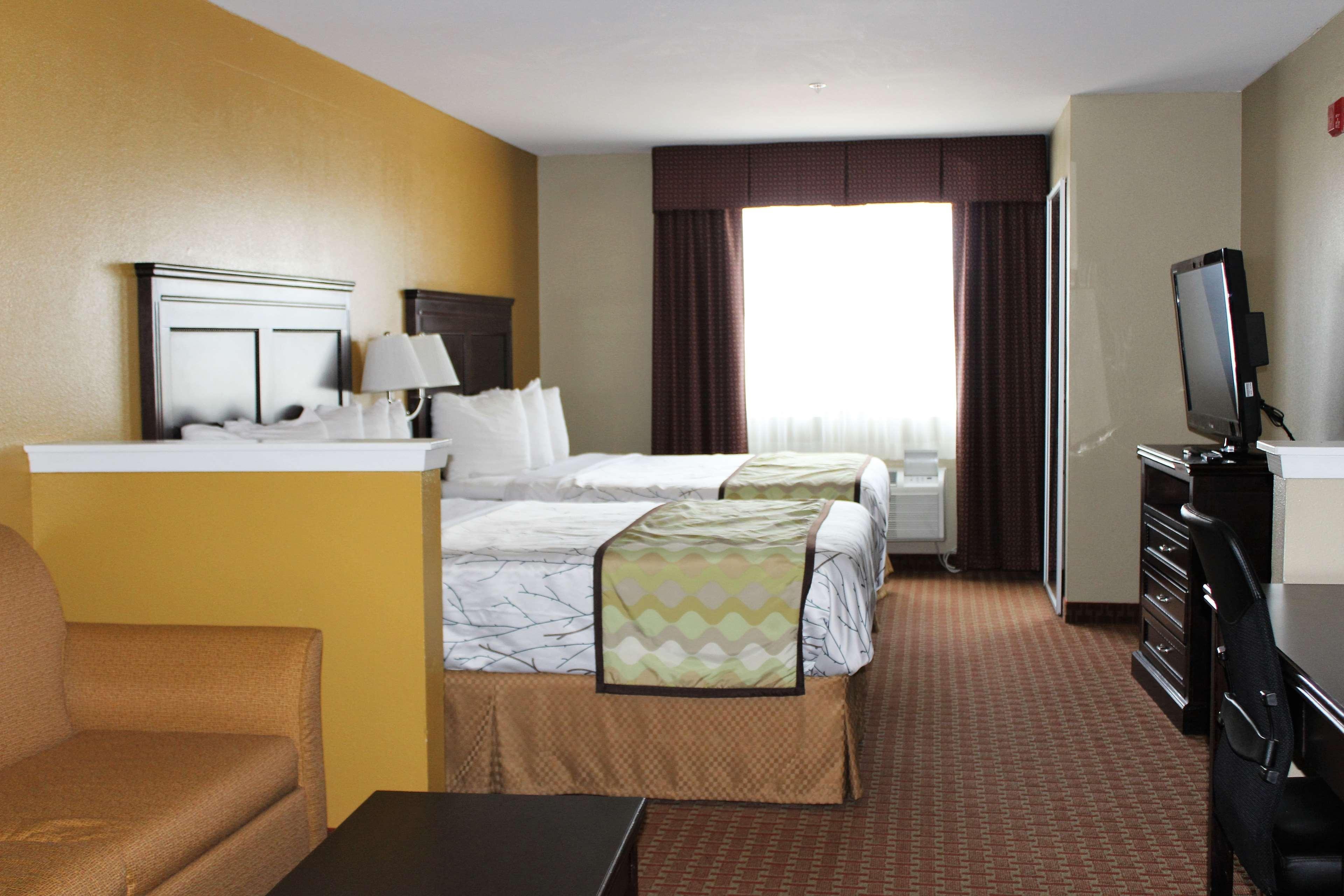 Best Western Temple Inn & Suites Екстериор снимка