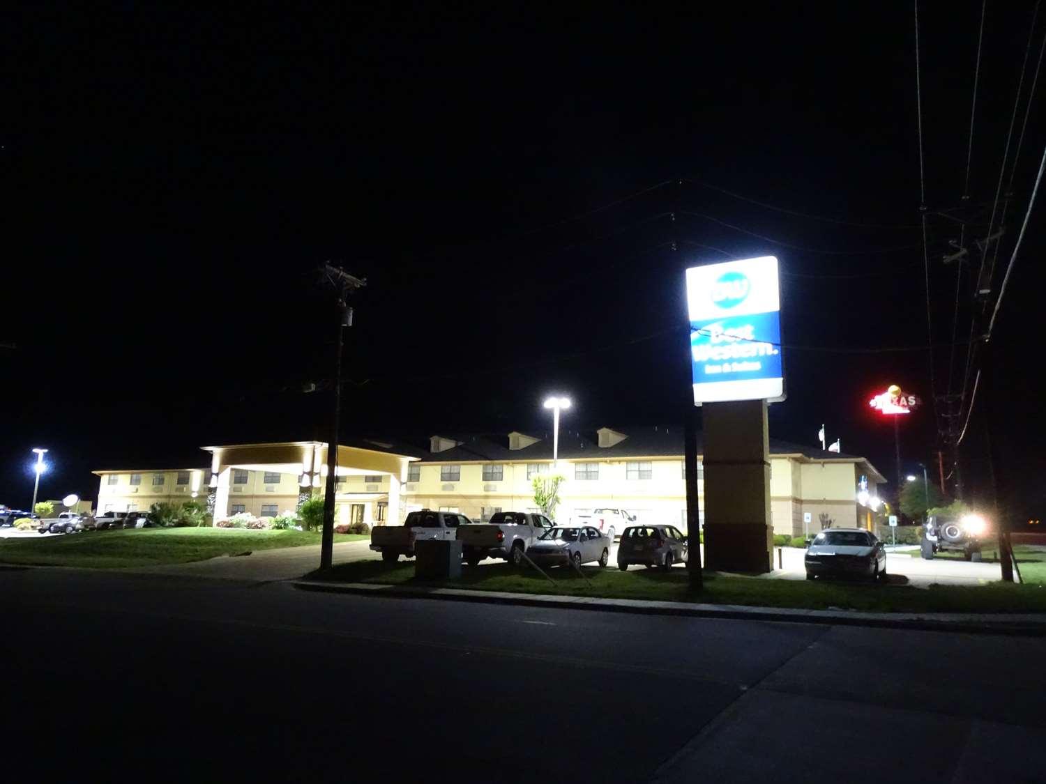 Best Western Temple Inn & Suites Екстериор снимка