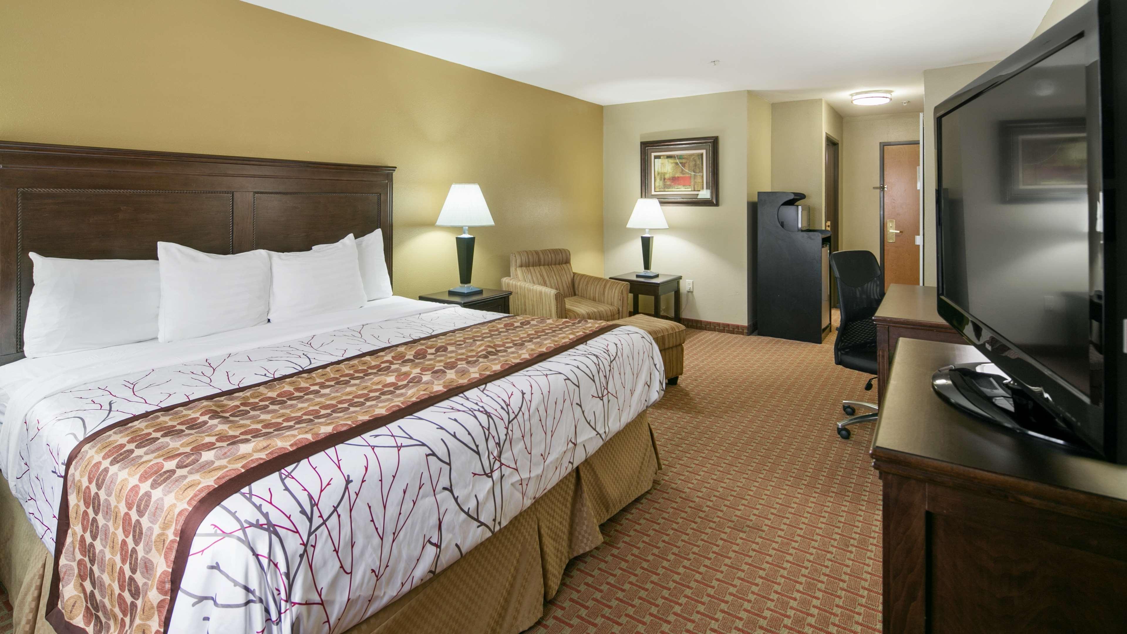 Best Western Temple Inn & Suites Екстериор снимка
