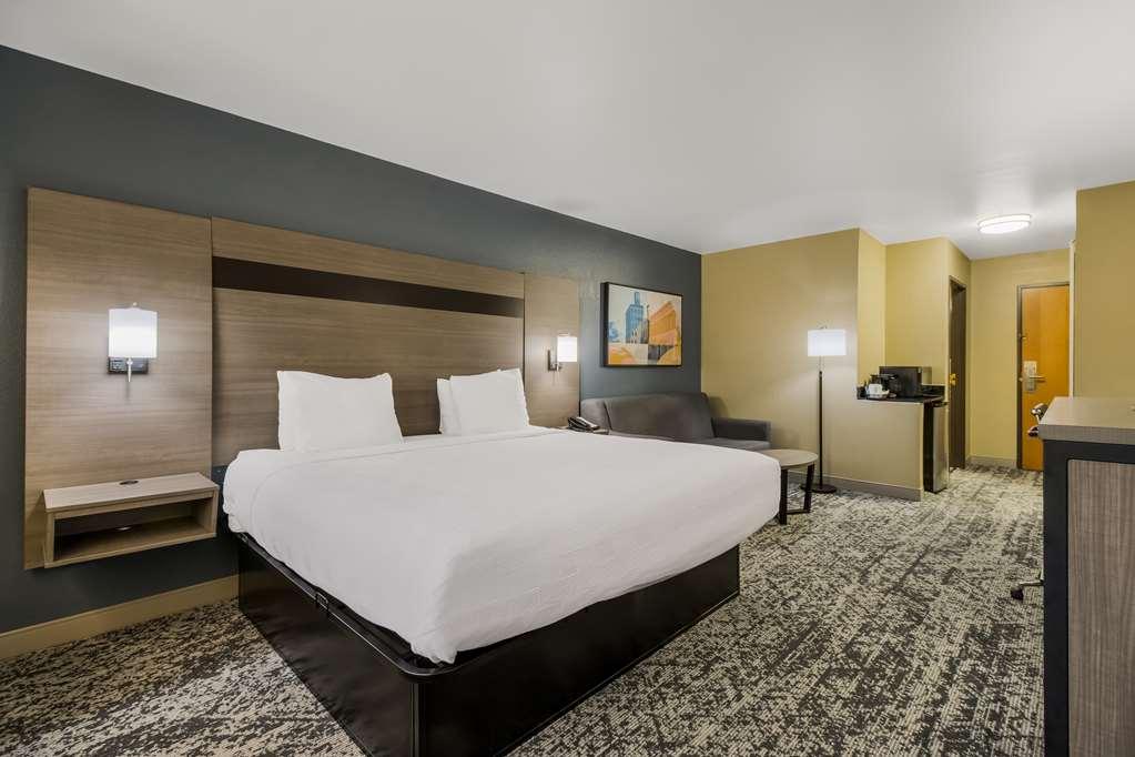 Best Western Temple Inn & Suites Стая снимка