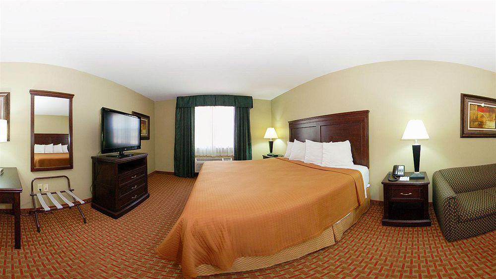 Best Western Temple Inn & Suites Екстериор снимка